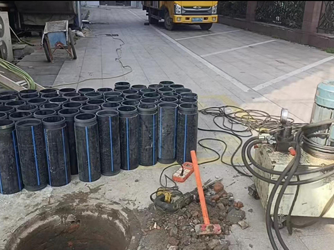 大竹PE置换管厂家 DN315置换管 非开挖管短管置换